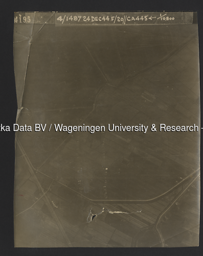Luchtfoto Acquoy (1944) uit de collectie Wageningen University WOII
