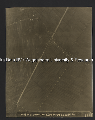 Luchtfoto Hoogblokland (1944) uit de collectie Wageningen University WOII