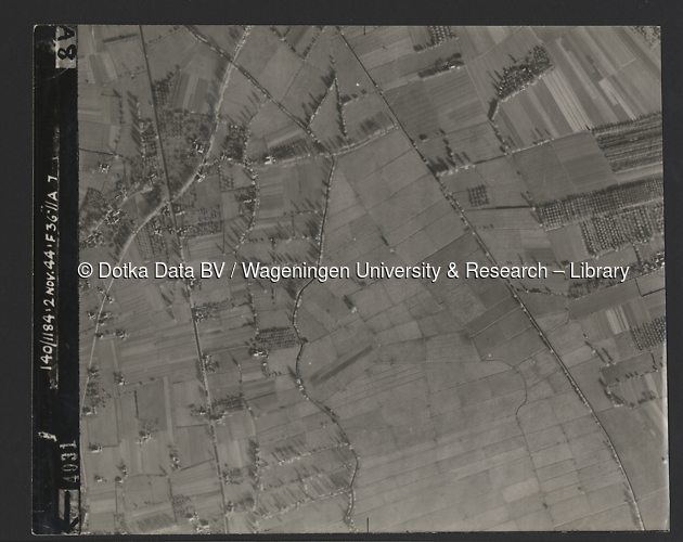 Luchtfoto Oene (1944) uit de collectie Wageningen University WOII