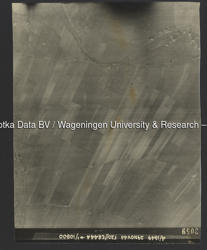Luchtfoto Cothen (1944) uit de collectie Wageningen University WOII