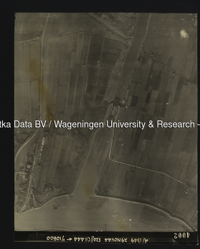 Luchtfoto Nieuwegein (1944) uit de collectie Wageningen University WOII