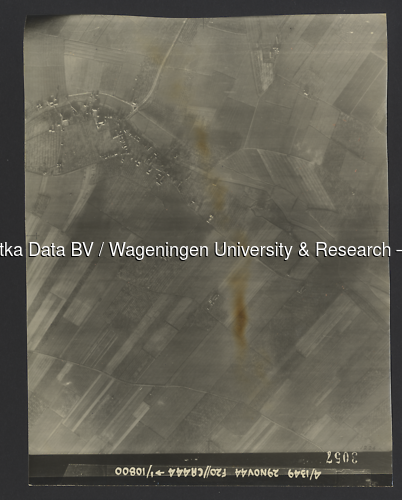 Luchtfoto Cothen (1944) uit de collectie Wageningen University WOII
