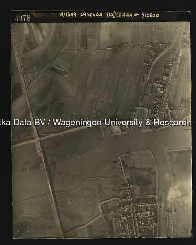 Luchtfoto Nieuwegein (1944) uit de collectie Wageningen University WOII