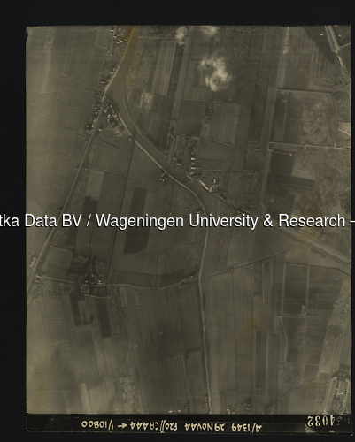 Luchtfoto Nieuwegein (1944) uit de collectie Wageningen University WOII