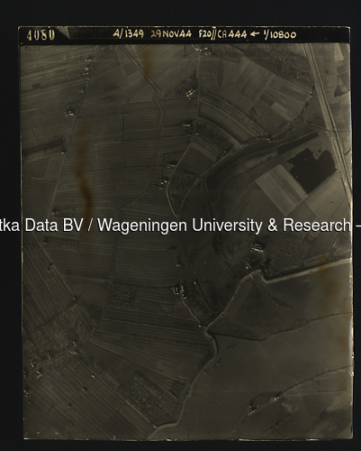 Luchtfoto IJsselstein (1944) uit de collectie Wageningen University WOII