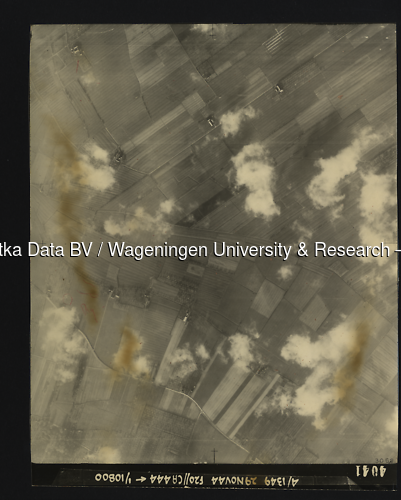 Luchtfoto Werkhoven (1944) uit de collectie Wageningen University WOII