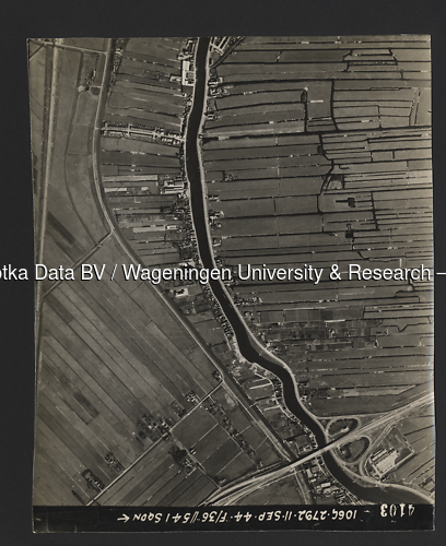 Luchtfoto Waddinxveen (1944) uit de collectie Wageningen University WOII