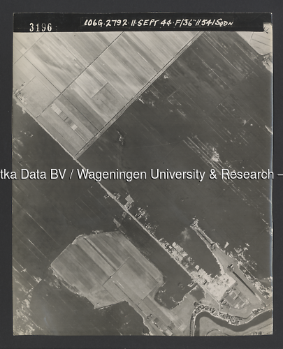 Luchtfoto Bergschenhoek (1944) uit de collectie Wageningen University WOII