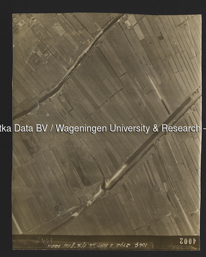 Luchtfoto Leidschendam (1944) uit de collectie Wageningen University WOII
