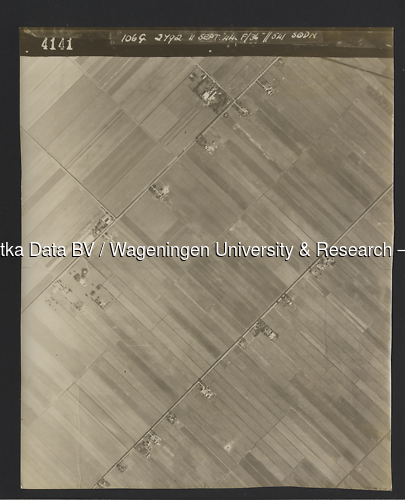 Luchtfoto Waddinxveen (1944) uit de collectie Wageningen University WOII