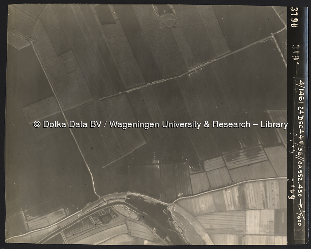 Luchtfoto (1944) uit de collectie Wageningen University WOII