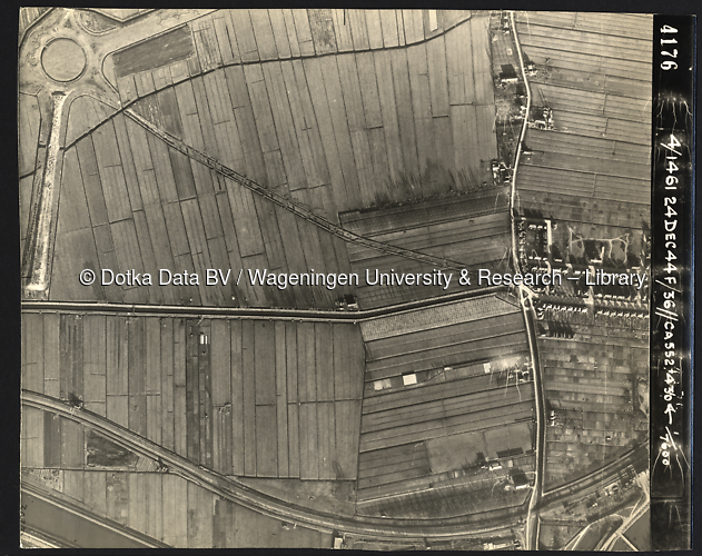 Luchtfoto Gorinchem (1944) uit de collectie Wageningen University WOII