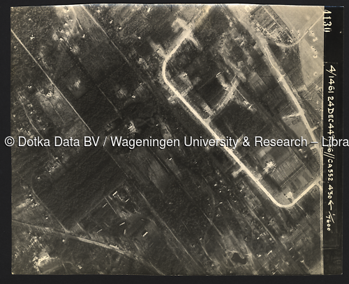 Luchtfoto Huis ter Heide (1944) uit de collectie Wageningen University WOII