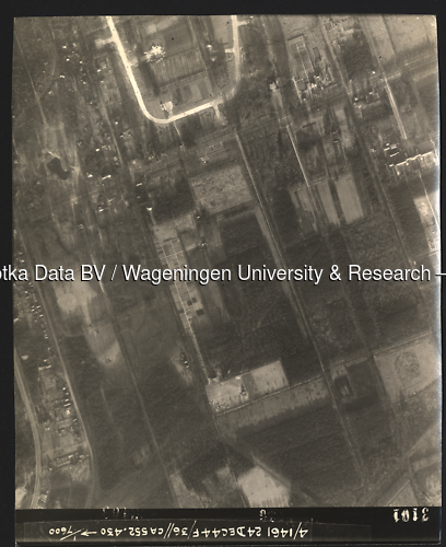Luchtfoto Huis ter Heide (1944) uit de collectie Wageningen University WOII