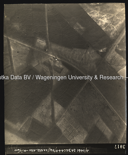 Luchtfoto Ede (1944) uit de collectie Wageningen University WOII