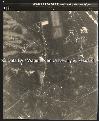 Luchtfoto Bilthoven (1944) uit de collectie Wageningen University WOII