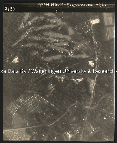 Luchtfoto De Bilt (1944) uit de collectie Wageningen University WOII