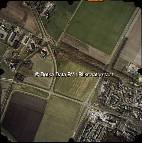 Luchtfoto Borger (2002) uit de collectie Rijkswaterstaat Centrale Informatievoorziening