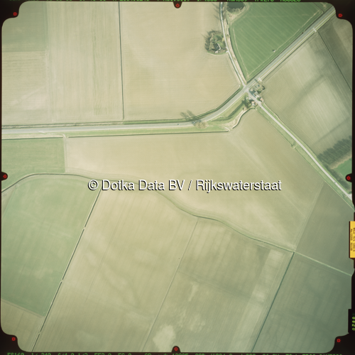 Luchtfoto Vogelwaarde (2003) uit de collectie Rijkswaterstaat Centrale Informatievoorziening