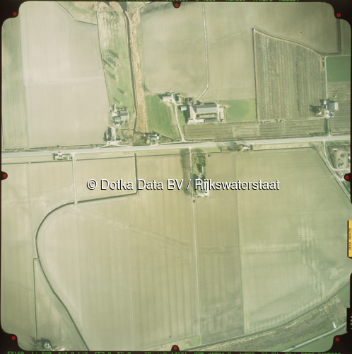 Luchtfoto Vogelwaarde (2003) uit de collectie Rijkswaterstaat Centrale Informatievoorziening