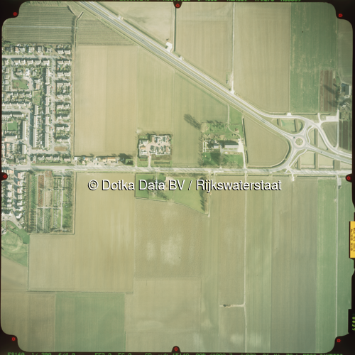 Luchtfoto Zaamslag (2003) uit de collectie Rijkswaterstaat Centrale Informatievoorziening