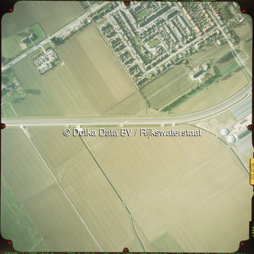 Luchtfoto Zaamslag (2003) uit de collectie Rijkswaterstaat Centrale Informatievoorziening