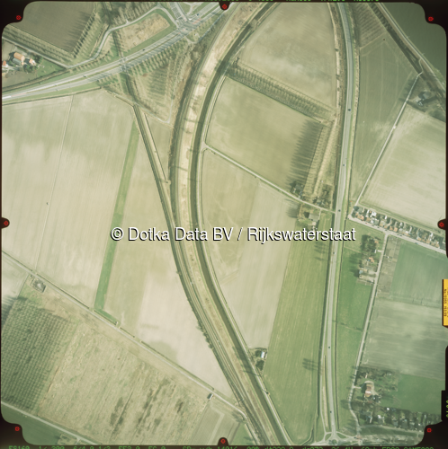 Luchtfoto Sluiskil (2003) uit de collectie Rijkswaterstaat Centrale Informatievoorziening