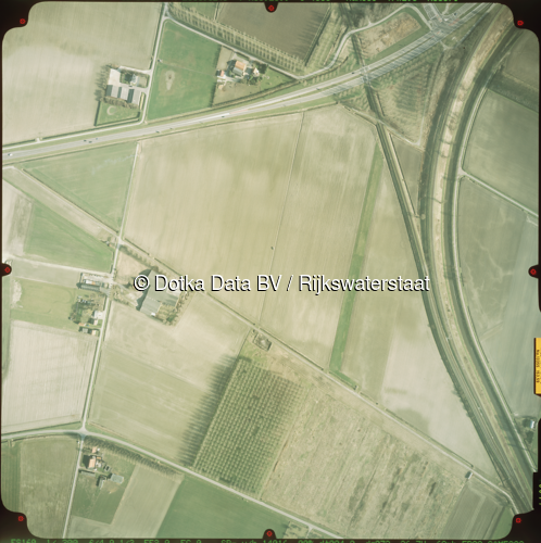 Luchtfoto Sluiskil (2003) uit de collectie Rijkswaterstaat Centrale Informatievoorziening