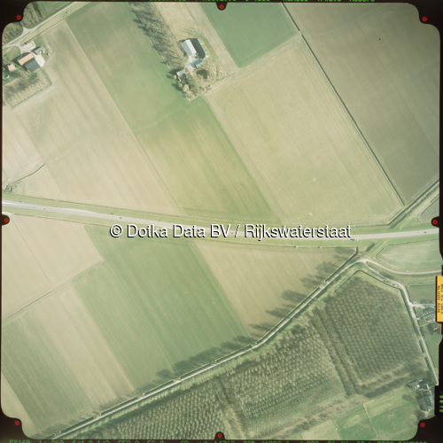 Luchtfoto Hoek (2003) uit de collectie Rijkswaterstaat Centrale Informatievoorziening