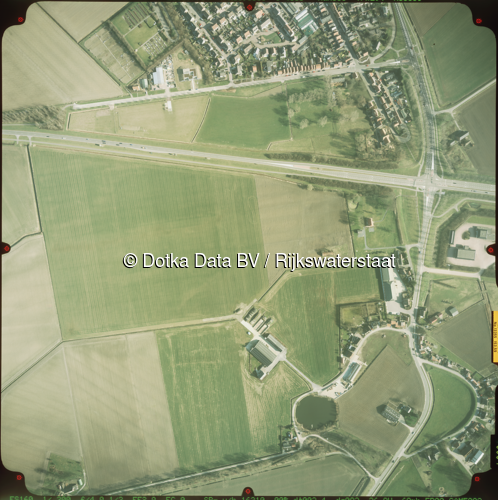 Luchtfoto Hoek (2003) uit de collectie Rijkswaterstaat Centrale Informatievoorziening