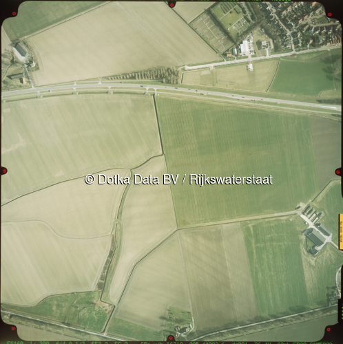 Luchtfoto Hoek (2003) uit de collectie Rijkswaterstaat Centrale Informatievoorziening