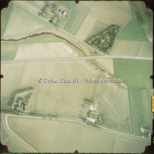 Luchtfoto Hoek (2003) uit de collectie Rijkswaterstaat Centrale Informatievoorziening