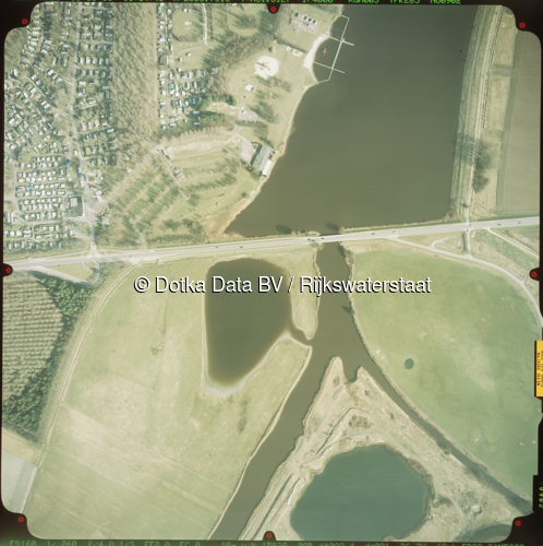 Luchtfoto Philippine (2003) uit de collectie Rijkswaterstaat Centrale Informatievoorziening