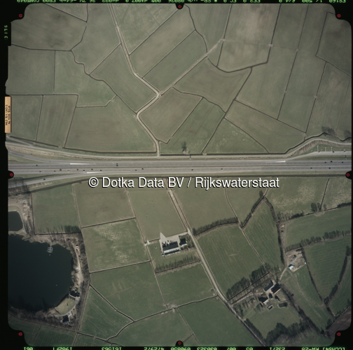 Luchtfoto Putten (2003) uit de collectie Rijkswaterstaat Centrale Informatievoorziening