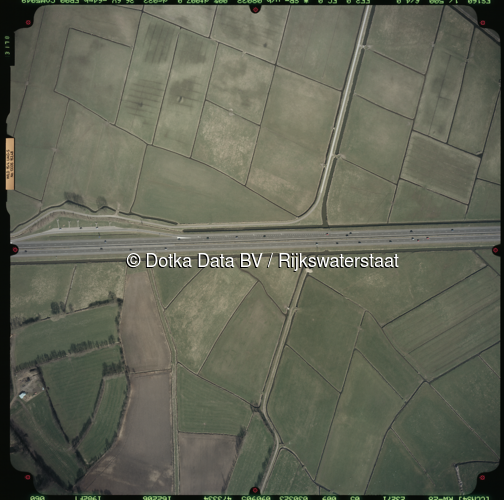 Luchtfoto Putten (2003) uit de collectie Rijkswaterstaat Centrale Informatievoorziening