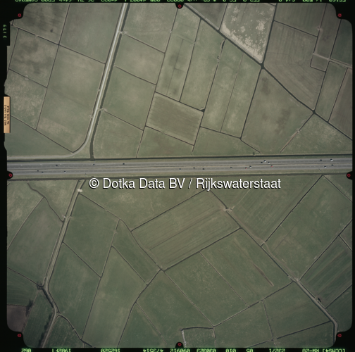 Luchtfoto Putten (2003) uit de collectie Rijkswaterstaat Centrale Informatievoorziening