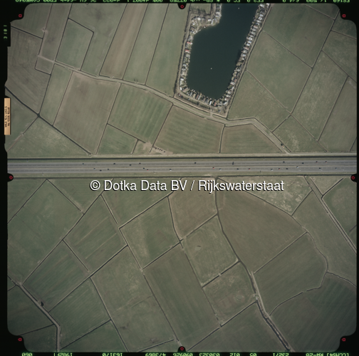 Luchtfoto Putten (2003) uit de collectie Rijkswaterstaat Centrale Informatievoorziening