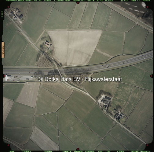 Luchtfoto Putten (2003) uit de collectie Rijkswaterstaat Centrale Informatievoorziening