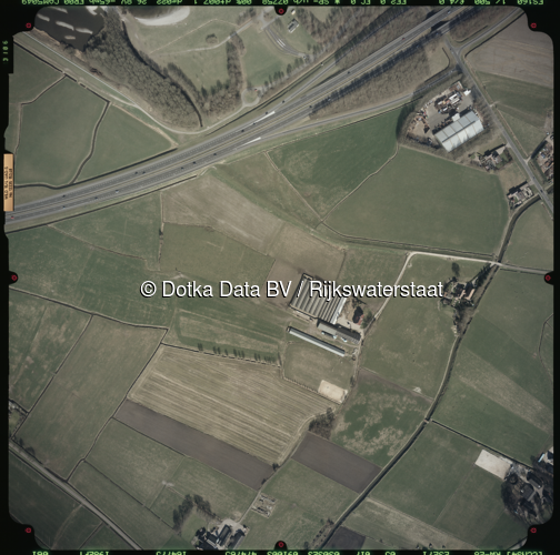 Luchtfoto Putten (2003) uit de collectie Rijkswaterstaat Centrale Informatievoorziening