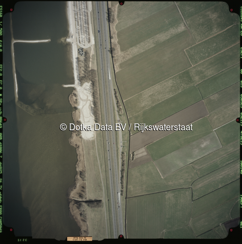 Luchtfoto Ermelo (2003) uit de collectie Rijkswaterstaat Centrale Informatievoorziening