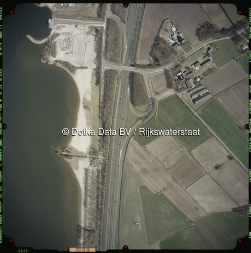 Luchtfoto Ermelo (2003) uit de collectie Rijkswaterstaat Centrale Informatievoorziening