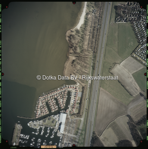 Luchtfoto Ermelo (2003) uit de collectie Rijkswaterstaat Centrale Informatievoorziening