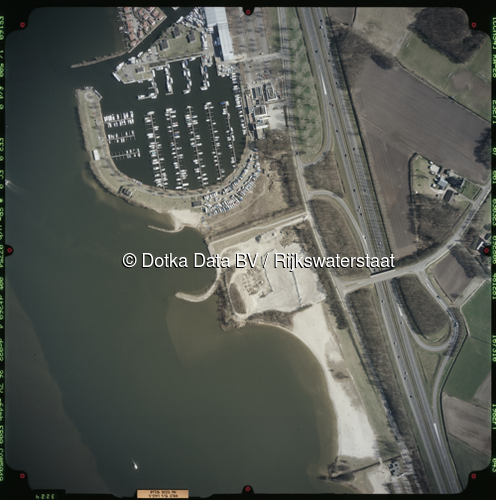 Luchtfoto Ermelo (2003) uit de collectie Rijkswaterstaat Centrale Informatievoorziening