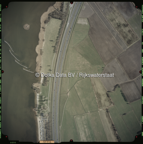 Luchtfoto Harderwijk (2003) uit de collectie Rijkswaterstaat Centrale Informatievoorziening