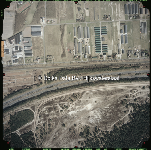 Luchtfoto Harderwijk (2003) uit de collectie Rijkswaterstaat Centrale Informatievoorziening