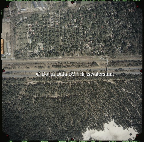 Luchtfoto Harderwijk (2003) uit de collectie Rijkswaterstaat Centrale Informatievoorziening