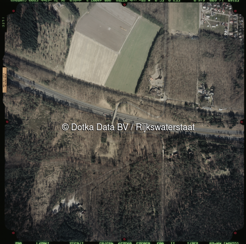 Luchtfoto Harderwijk (2003) uit de collectie Rijkswaterstaat Centrale Informatievoorziening