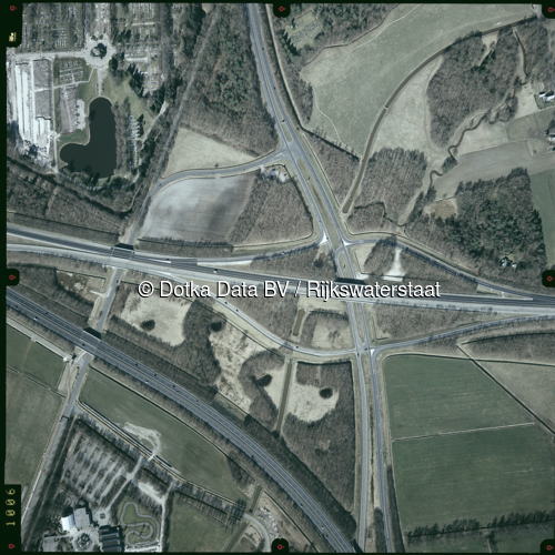 Luchtfoto Assen (2003) uit de collectie Rijkswaterstaat Centrale Informatievoorziening