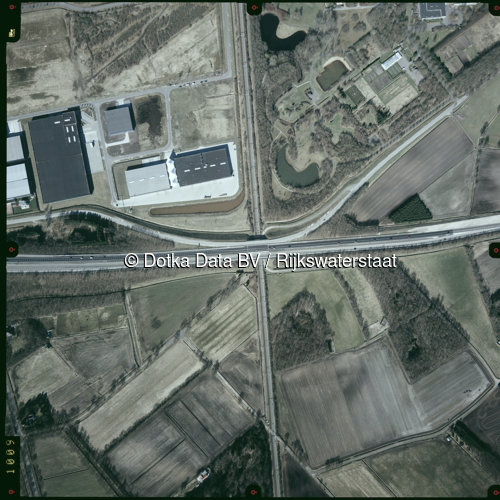 Luchtfoto Assen (2003) uit de collectie Rijkswaterstaat Centrale Informatievoorziening