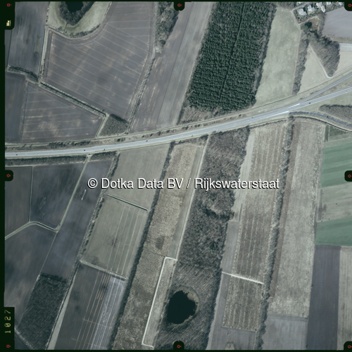 Luchtfoto Marwijksoord (2003) uit de collectie Rijkswaterstaat Centrale Informatievoorziening